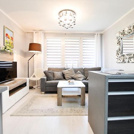 Апартаменты Apartament Dworcowa Колобжег Экстерьер фото