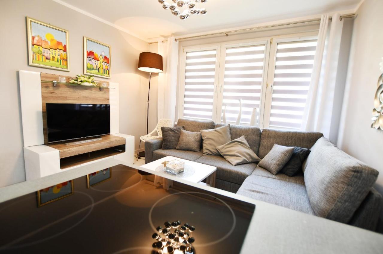 Апартаменты Apartament Dworcowa Колобжег Экстерьер фото