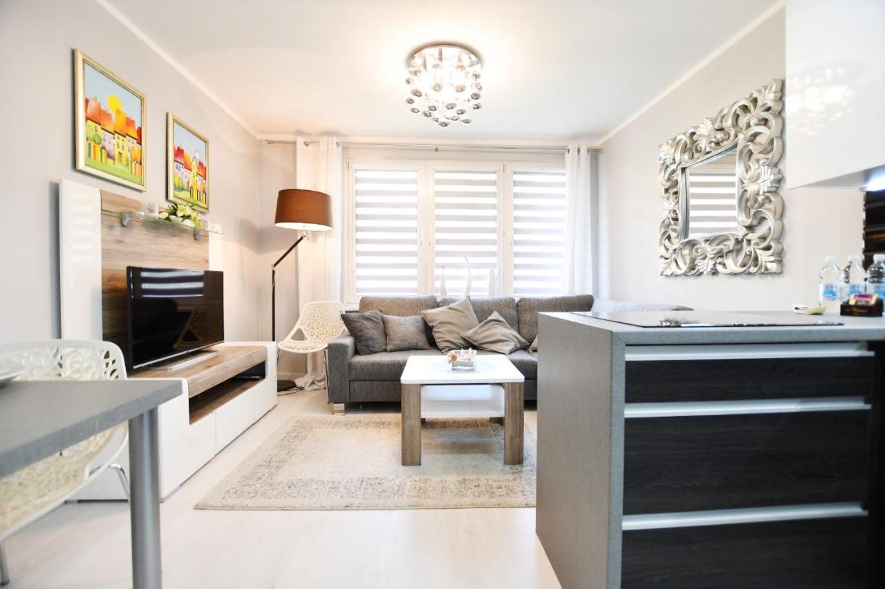 Апартаменты Apartament Dworcowa Колобжег Экстерьер фото